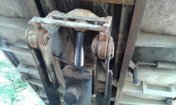 รถบรรทุกดั๊ม 10 ล้อ 2 เพลายี่ห้อ HINO รุ่น FM177