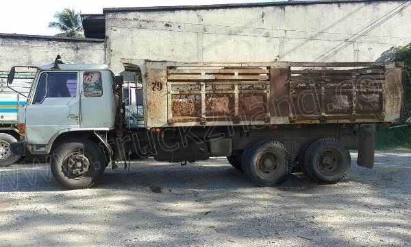 รถบรรทุกดั๊ม 10 ล้อ 2 เพลายี่ห้อ HINO รุ่น FM177