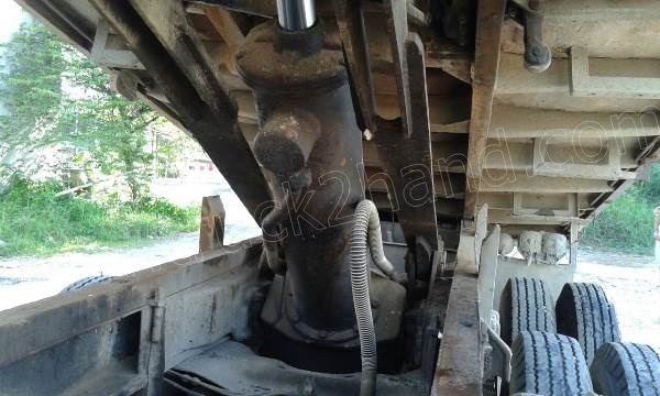 รถบรรทุกดั๊ม 10 ล้อ 2 เพลายี่ห้อ HINO รุ่น FM177