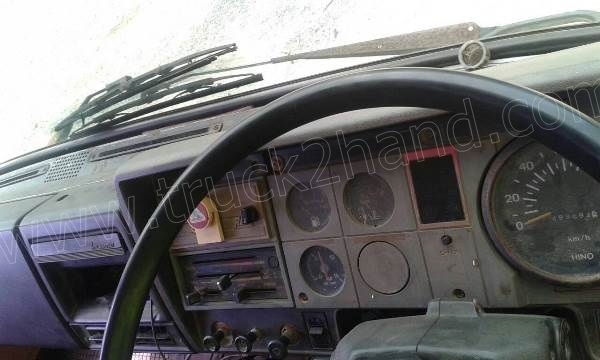 รถบรรทุกดั๊ม 10 ล้อ 2 เพลายี่ห้อ HINO รุ่น FM177