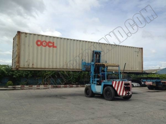 รถฟอร์คลิฟต์ FD60 ปกติใช้งานยกตู้คอนเทนเนอร์ขึ้นหางเทเลอร์