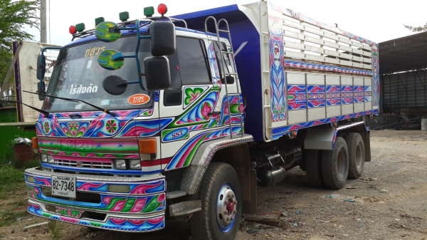 ขายสิบล้อ240นางฟ้าแท้ยางดี10เส้นกระบะดีต่อไม่นานระบบลากจูงพร้อม