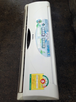 **** ขายแอร์ AMENA 13000 BTU สภาพสวย ****