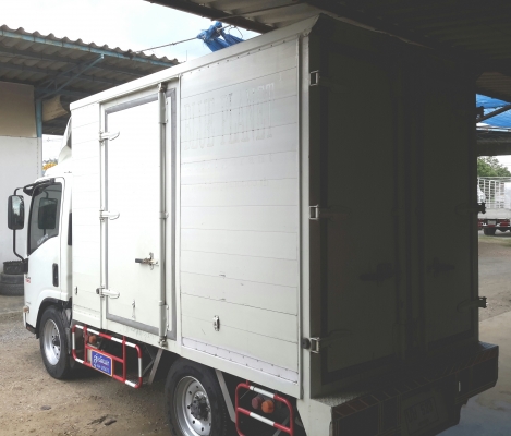 4 ล้อบรรทุก  *ไม่ติดเวลา*  ISUZU  *Euro.3*  NLR 130 แรงม้า *คอมมอนเรว*  รถสวยเดิม+สวยจริง  * รถห้างแท้ * สภาพพร้อมใช้งาน