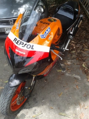 Vfr400cc NC30 แฟริ่งแต่งทั้งคัน ท่อโหด ทะเบียนแท้ๆโอนได้ทั่วประเทศ