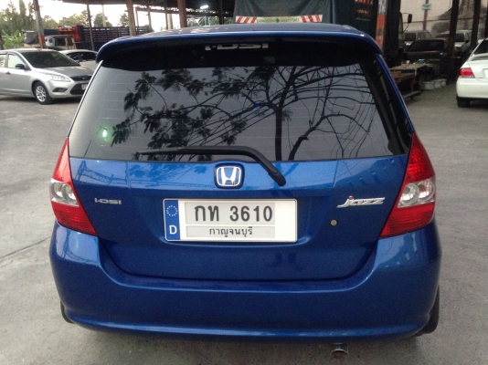 Jazz idsi auto สภาพสวยฝุดๆคับ Jazz idsi auto สภาพสวยฝุดๆคับ