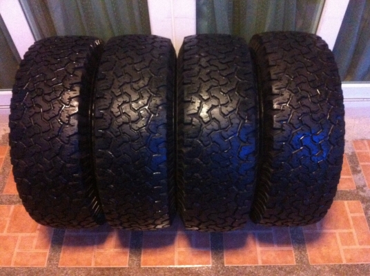 ขายล้อลาย rock crawler พร้อมยาง bf 31 ขายล้อลาย rock crawler พร้อมยาง bf 31