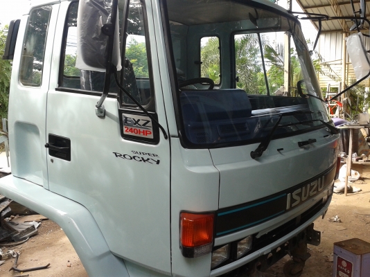 Rocky สด ๆ ตามคำเรียกร้องครับ Rocky สด ๆ ตามคำเรียกร้องครับ