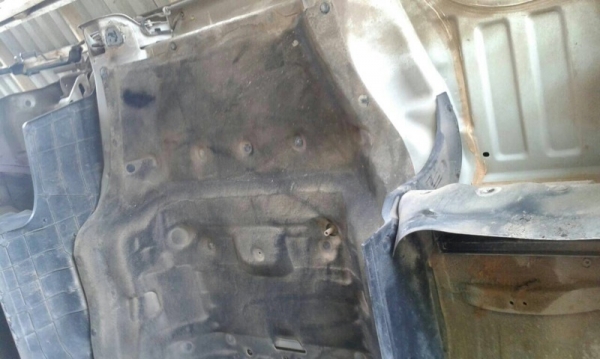 รถอีซูซุ  10 ล้อดั้ม 360 แรงม้า. ปี 53  ( ขายแม่ , ลูก )   สนใจติดต่อ  081 - 6079515