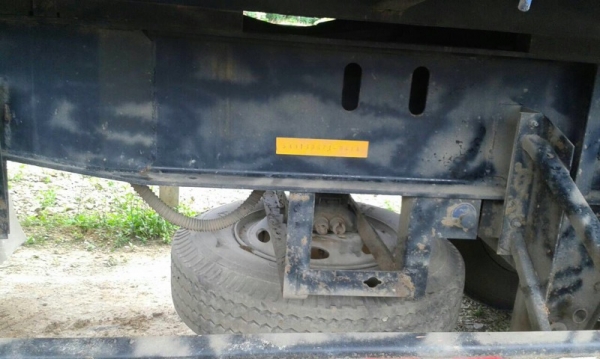 รถอีซูซุ  10 ล้อดั้ม 360 แรงม้า. ปี 53  ( ขายแม่ , ลูก )   สนใจติดต่อ  081 - 6079515