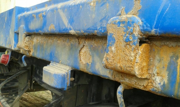 รถอีซูซุ  10 ล้อดั้ม 360 แรงม้า. ปี 53  ( ขายแม่ , ลูก )   สนใจติดต่อ  081 - 6079515