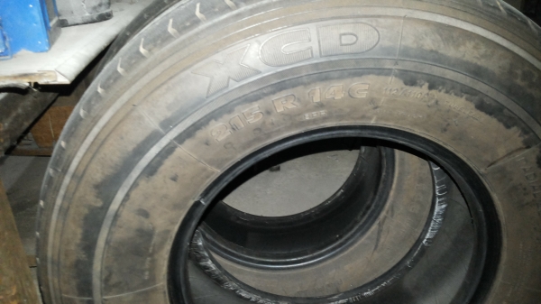 ยาง215r14ดอกยังสวยปื13ปลายปี ยาง215r14ดอกยังสวยปื13ปลายปี