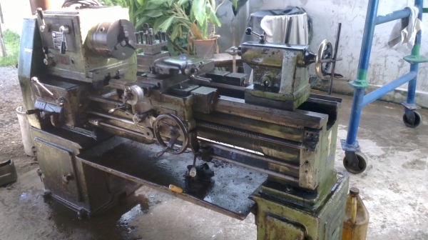 แท่นกลึง ต้าชิง 500 A  เกียร์บล็อก 3 เพลา พร้อมใช้งาน 65,000