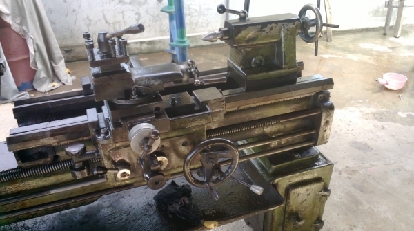 แท่นกลึง ต้าชิง 500 A  เกียร์บล็อก 3 เพลา พร้อมใช้งาน 65,000