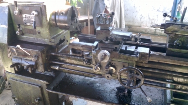 แท่นกลึง ต้าชิง 500 A  เกียร์บล็อก 3 เพลา พร้อมใช้งาน 65,000