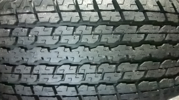 แม็กวีครอสพร้อมยางป้ายแดงขอบ 17 มีตุ่มทุกเส้นสวยมากกก