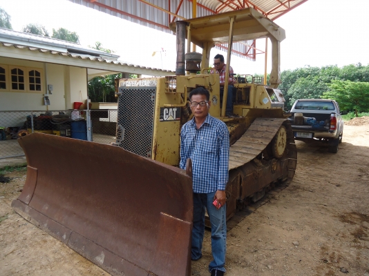 ขายรถแทรกเตอร์CATD5Hรถในมีทะเบียนทํางานได้5พันชั้วโมง