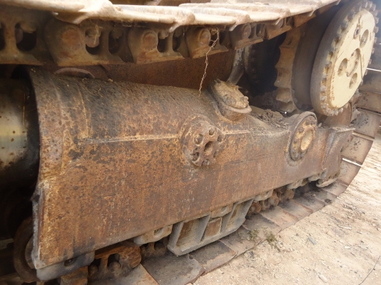 ขายรถแทรกเตอร์CATD5Hรถในมีทะเบียนทํางานได้5พันชั้วโมง