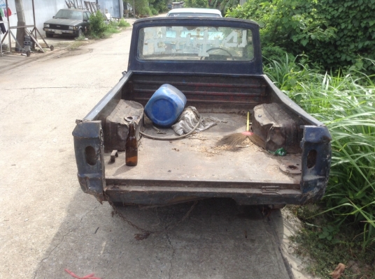 รถยนต์มาสด้า 8 แรง เครื่องนิสสัน จิมมานี