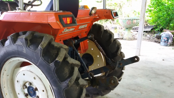 ขายคูโบต้าl 185 พวงมาลัยเพาเวอร์2เพลาสภาพพร้อมใช่ครับระบบใช่งานได้ดี เดิมมากครับ