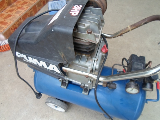 ปั๊มโรตารี พูมา สภาพสวย เหมือนใหม่ 3 แรง ถังจุ 30 ลิตร พร้อมใช้ไฟบ้าน 4,500