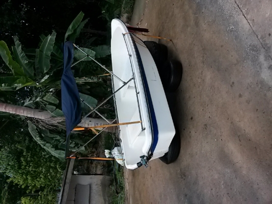 ขายเรือ11ฟุตพร้อมหลังคา ขายเรือ11ฟุตพร้อมหลังคา