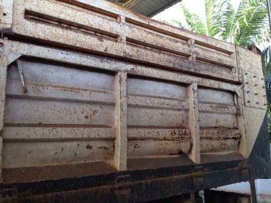 รถฮีโน่ 10 ล้อดั้ม 260 แรงม้า. ปี 47  สนใจติดต่อ  081 - 6079515