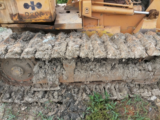 Komutsu D2-5 สภาพช่วงล่างสวย เครื่องเดิม รถใช้งานทุกวัน