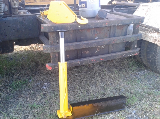 ขายเครน 2 ตัน ชักเดียว ราคาเบา ๆ พร้อมใช้