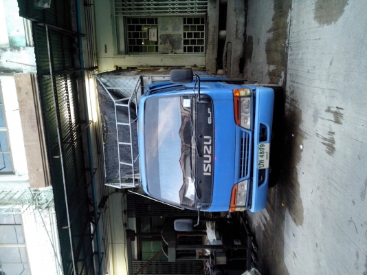 ขาย 4 ล้อ กระบะเหล็ก มีโครงข้าง  nkr 125 แรงม้า