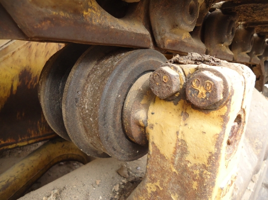 ขายรถแทรกเตอร์ตีนตะขาบKOMATSUD53A-17เครือง6D125