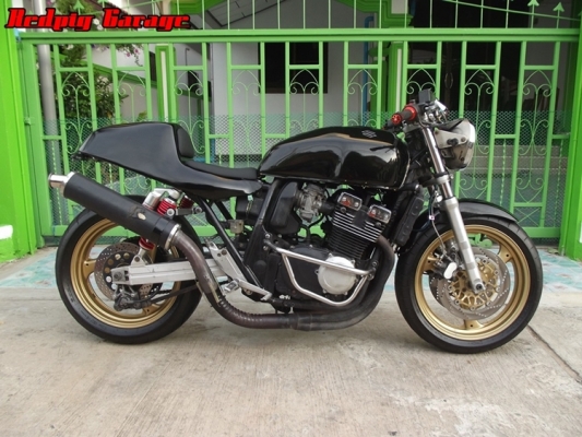 >>> Cafe Racer ตัวแรงงงง Suzuki Impulse 400  Price 67500 Baht <<<  รับแลกรถยนต์