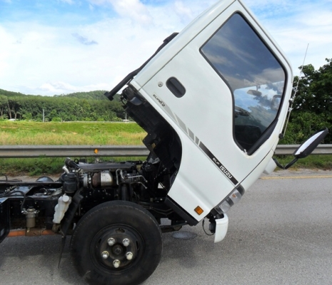 6 ล้อ ISUZU รุ่น NKR 130 แรง 4.30เมตร สภาพดี ปี 50 ออกห้าง