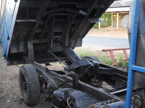 รถอีแต๋นสี่ล้อใหญ่115Hpดั้ม ใช้งานได้ดีราคาถูกจัดให้! คัชซี70\% เครื่องดีมากครับ  กะบะ 370X170