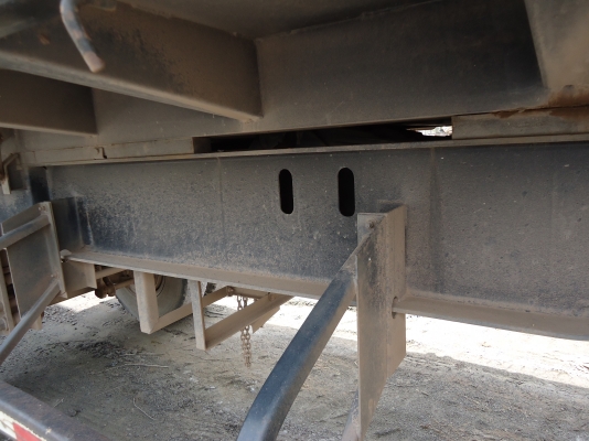 ขายด่วนหางพ่วงดรั้มสามมิตรแท้สภาพดี2เพลาป51ยาว6.2เมตร