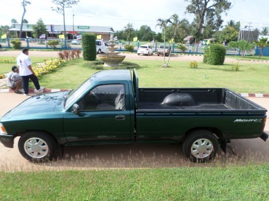 ขายรถกระบะโตโยต้าไมตี้เอ็กตอนเดียวปี39...สภาพสวยทั้งคันทั้งภายนอก/ภายใน....เครื่องดีแน่นๆครัชชีเดิมสวยไม่ผุสภาพพร้อมใช้งานไม่ต้องทำอะไรเพิ่ม.... เอกสารพร้อมโอน+ภาษีเต็ม... สีเขียวสวยๆ+ยางใหม่4เส้น+แอร์เย็นจัด+แบตเตอรี่ใหม่+เทปชีีดี+แม๊กไลเนอน์ใหม่+ล้อแม็ก ขายรถกระบะโตโยต้าไมตี้เอ็กตอนเดียวปี39...สภาพสวยทั้งคันทั้งภายนอก/ภายใน....เครื่องดีแน่นๆครัชชีเดิมสวยไม่ผุสภาพพร้อมใช้งานไม่ต้องทำอะไรเพิ่ม.... เอกสารพร้อมโอน+ภาษีเต็ม... สีเขียวสวยๆ+ยางใหม่4เส้น+แอร์เย็นจัด+แบตเตอรี่ใหม่+เทปชีีดี+แม๊กไลเนอน์ใหม่+ล้อแม็ก