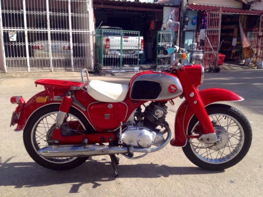 ขาย c95 สวยๆ เดิมๆ ทะเบียนเต็ม พร้อมชุดโอน เครื่องดีๆ สตาทร์มือ เงาๆ ครับ ขาย 70000 ติดต่อ 0811160919