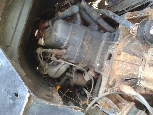 ขายด่วนหกล้อ Hino KM 310  เครื่องดี (เช็คปั้มหัวฉีดแล้ว) คัซซีสวย เบรคดี เล่มทะเบียนพร้อม ราคา 150,000 บาท