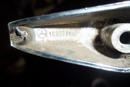 ขายมือเปิดประตูข้างขวา เบนซ์W108 พร้อมลูกกุจเเจ1ดอก ขายมือเปิดประตูข้างขวา เบนซ์W108 พร้อมลูกกุจเเจ1ดอก