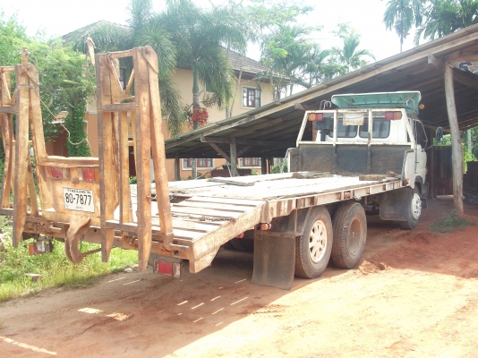 ขายรถเกี่ยวข้าวพร้อมเทเลอร์