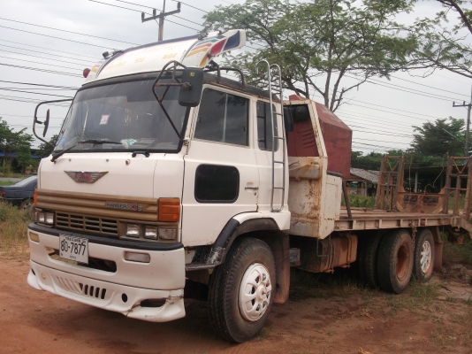 ขายรถเกี่ยวข้าวพร้อมเทเลอร์