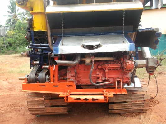 ขายรถเกี่ยวข้าวพร้อมเทเลอร์