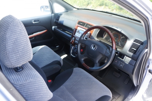 HONDA STREAM ปี 2003 ติดแก็ส LPG หัวฉีด ถังแก็สใต้ท้อง รถสวย ARIBAG คู่ เบรค ABS เครื่องวิ่งดี ช่วงล่างแน่น แอร์เย็นๆ ล้อ MAX กระจกไฟฟ้า ภายในลายไม้สภาพสวย สีสวย รถพร้อมใช้งาน จัดไฟแนนได้ HONDA STREAM ปี 2003 ติดแก็ส LPG หัวฉีด ถังแก็สใต้ท้อง รถสวย ARIBAG คู่ เบรค ABS เครื่องวิ่งดี ช่วงล่างแน่น แอร์เย็นๆ ล้อ MAX กระจกไฟฟ้า ภายในลายไม้สภาพสวย สีสวย รถพร้อมใช้งาน จัดไฟแนนได้