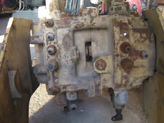 ปั๋มคอนโทนโคมัสซู PC200 รุ่น3 เก่านอกขายตามสภาพราคา35,000บาท