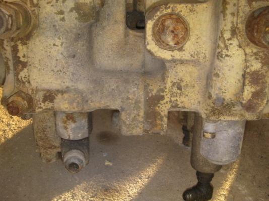 ปั๋มคอนโทนโคมัสซู PC200 รุ่น3 เก่านอกขายตามสภาพราคา35,000บาท