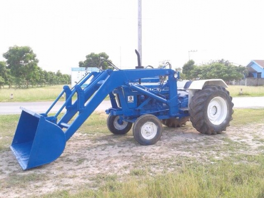 ผลิตและจำหน่ายชุดตัก รถไถทุกรุ่น