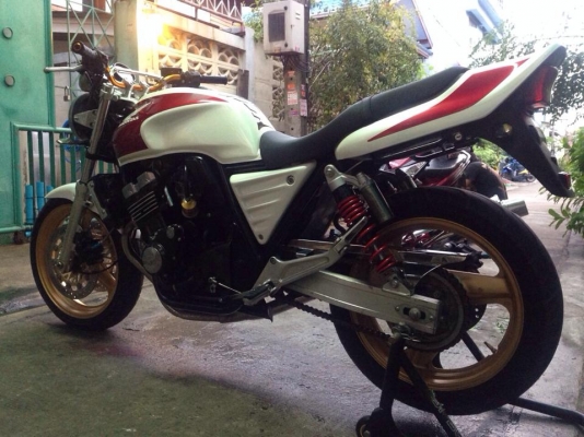 CB 400 ปี93 เอาไปออกทริปได้เลยครับ CB 400 ปี93 เอาไปออกทริปได้เลยครับ