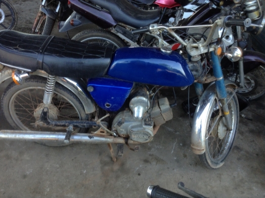 รถจักรยานยนต์ suzaki A 100 สีน้ำเงิน