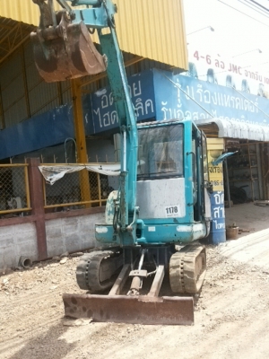 ขายรถขุด-ดัน KUBOTA  k-030  รถเก่านอก สภาพพร้อมใช้ มีเอกสารแจ้งจำหน่าย ( เจ้าของขายเอง 085-8332943 )