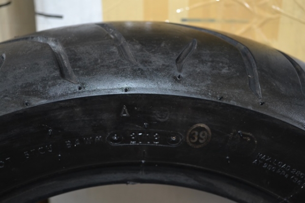 ยางนอกDUNLOP D314 ขนาดยาง110/90-12" ปี2013-37 TUBE LESS